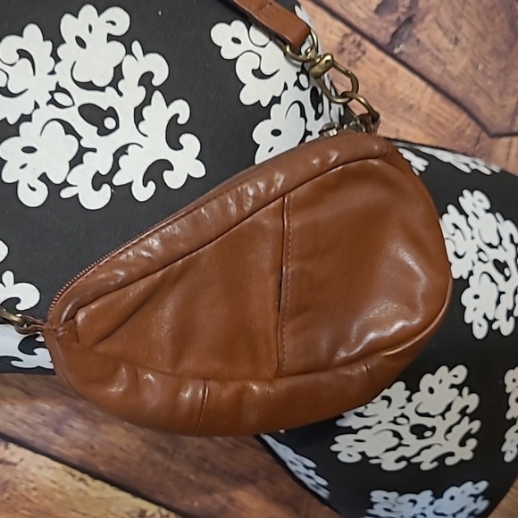 EUC Ameri Bag Brown - Picture 3 of 9